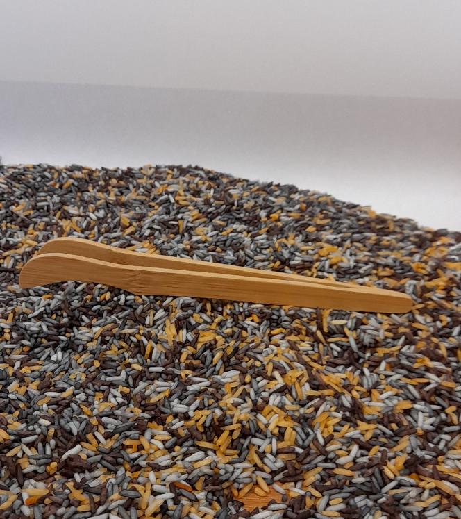 Tweezers (bow)