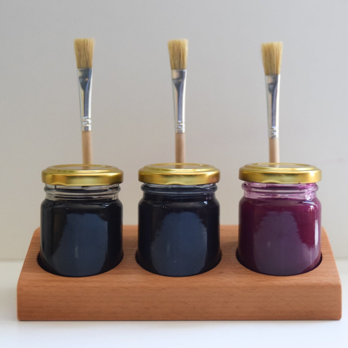 Grennn paint pot holder beech including 3 pots + brushes