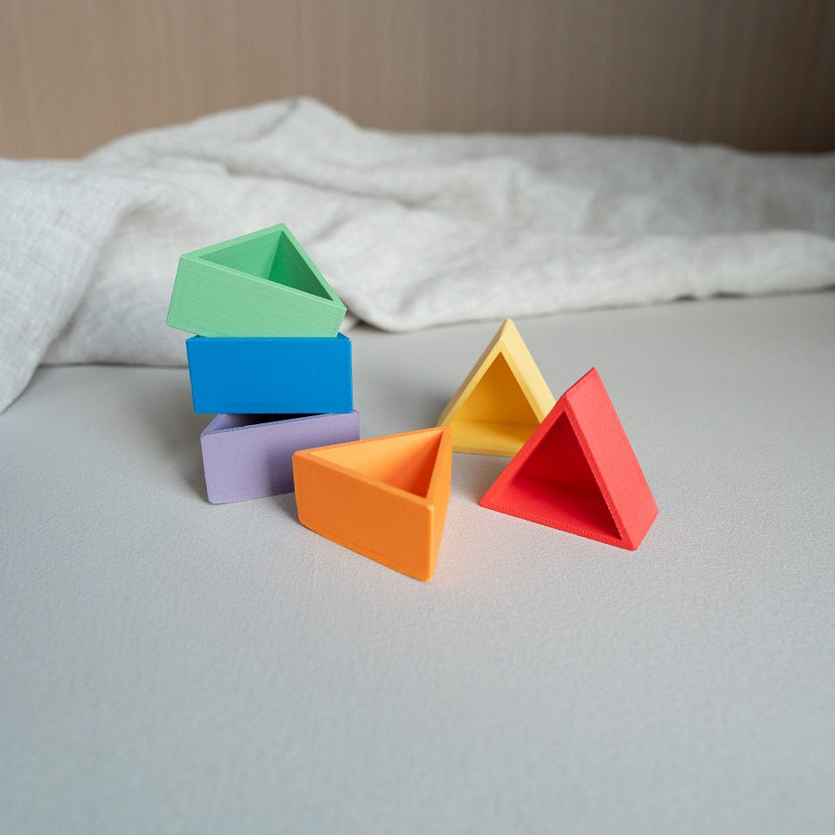 Grennn 'mandigo' regenboog driehoek